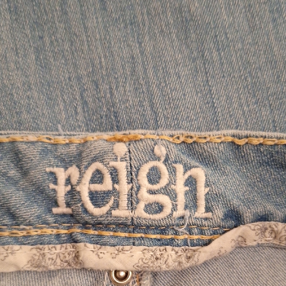 Reign Women's Light Blue Boot Cut Jeans. Excellent Condition NWOT Size 13 - Picture 12 of 14